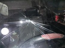 通辽严重玻璃裂痕修复实例